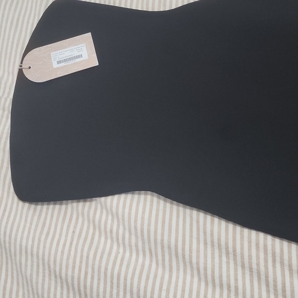 Meshki Elegant Black Strapless Dress - Picture 5 of 5